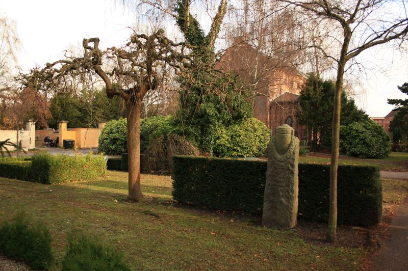 gal/Copenhagen/Assistens_Kirkegard/Assistens_Kirkegard_Cemetery_Copenhagen087.jpg