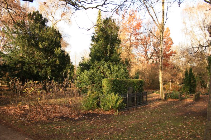 gal/Copenhagen/Assistens_Kirkegard/Assistens_Kirkegard_Cemetery_Copenhagen092.jpg