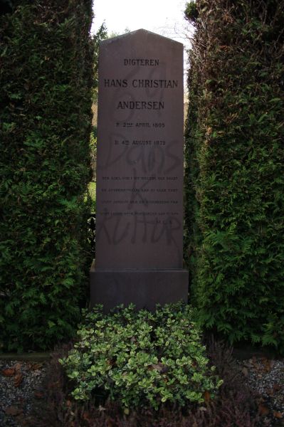 gal/Copenhagen/Assistens_Kirkegard/Assistens_Kirkegard_Cemetery_Copenhagen096.jpg