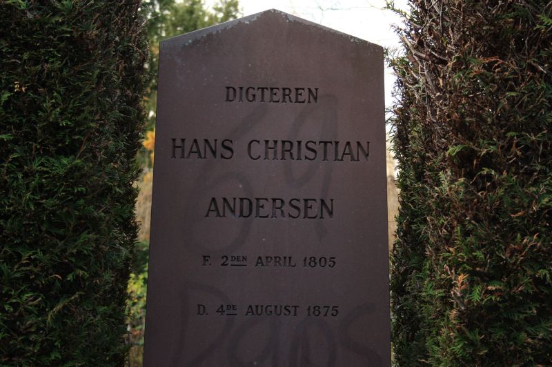 gal/Copenhagen/Assistens_Kirkegard/Assistens_Kirkegard_Cemetery_Copenhagen097.jpg