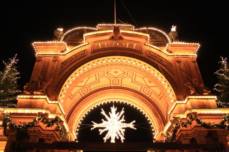 gal/Copenhagen/Christmas_at_Tivoli/Tivoli_Gardens_Christmas08_002.jpg