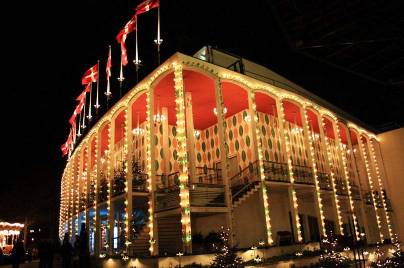 gal/Copenhagen/Christmas_at_Tivoli/Tivoli_Gardens_Christmas08_151.jpg