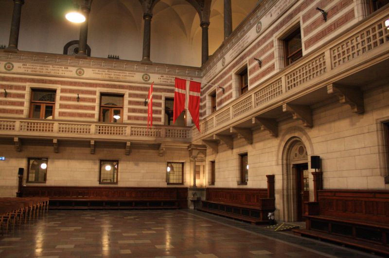 gal/Copenhagen/Radhuspladsen/Radhuset_-_City_Hall/Copenhagen_City_Hall_Radhuset032.jpg