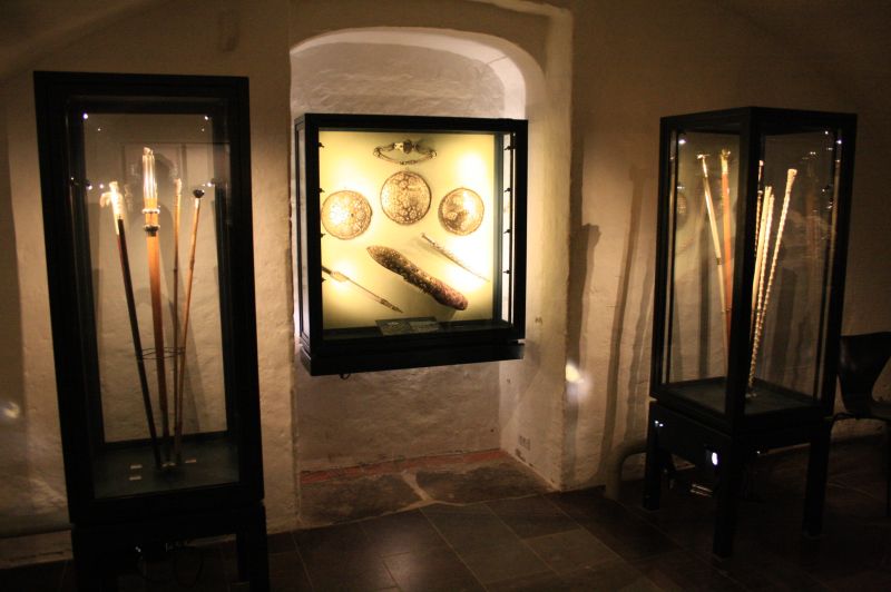 gal/Copenhagen/Rosenborg_Castle/Danish_Crown_Jewels/Rosenborg_Danish_Crown_Jewels_Treasury086.jpg