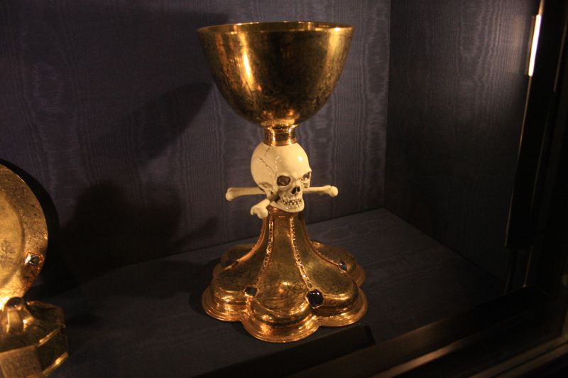 gal/Copenhagen/Rosenborg_Castle/Danish_Crown_Jewels/Rosenborg_Danish_Crown_Jewels_Treasury143.jpg