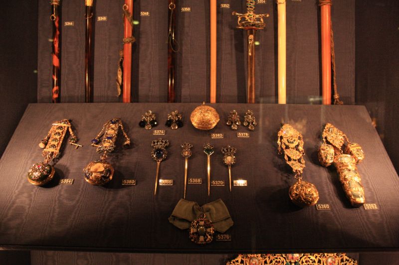 gal/Copenhagen/Rosenborg_Castle/Danish_Crown_Jewels/Rosenborg_Danish_Crown_Jewels_Treasury171.jpg