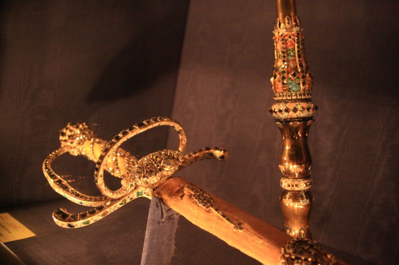 gal/Copenhagen/Rosenborg_Castle/Danish_Crown_Jewels/Rosenborg_Danish_Crown_Jewels_Treasury187.jpg