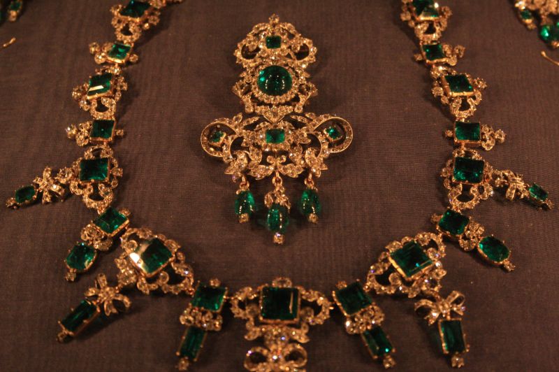 gal/Copenhagen/Rosenborg_Castle/Danish_Crown_Jewels/Rosenborg_Danish_Crown_Jewels_Treasury195.jpg