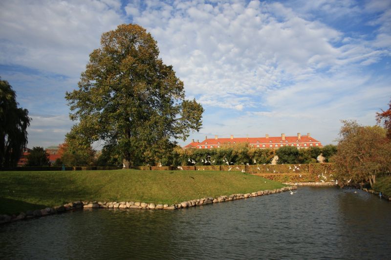 gal/Copenhagen/Rosenborg_Castle/Rosenborg_Have/Copenhagen_Rosenborg_Have12.jpg