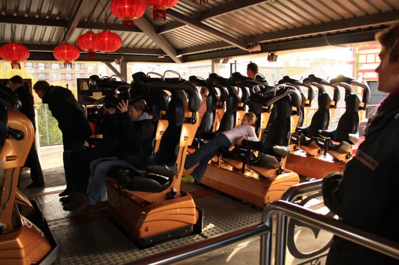 gal/Copenhagen/Tivoli_Gardens/Daemonen/Tivoli_Gardens_Daemonen39.JPG