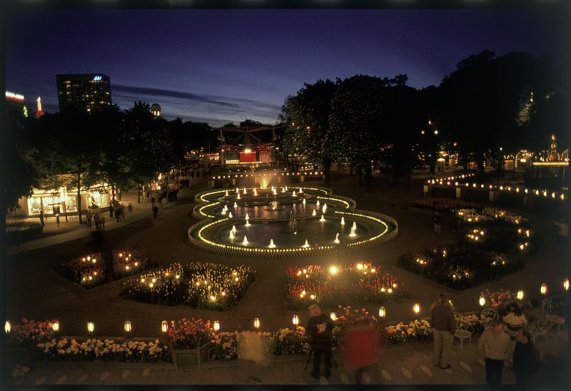 gal/Copenhagen/Tivoli_Gardens/Tivoli_Gardens_Copenhagen009.jpg