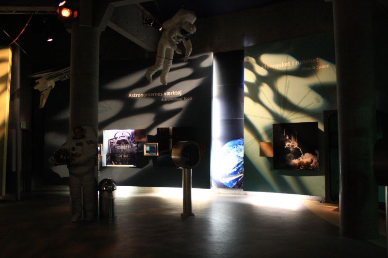 gal/Copenhagen/Tycho_Brahe_Planetarium/Tycho_Brahe_Planetarium_Copenhagen_Imax23.jpg
