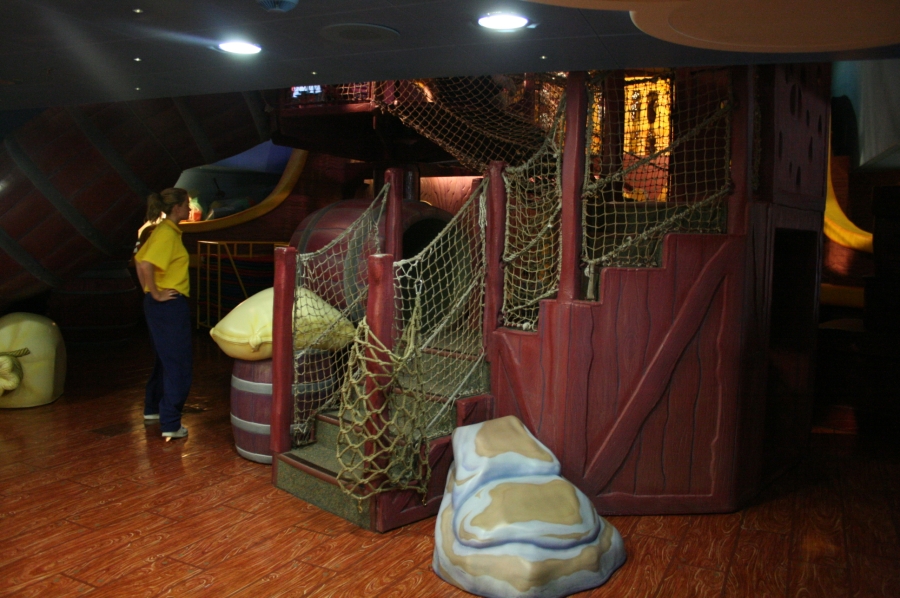 gal/Disney_Cruise_Line/Oceaneer_Club/IMG_8042.JPG