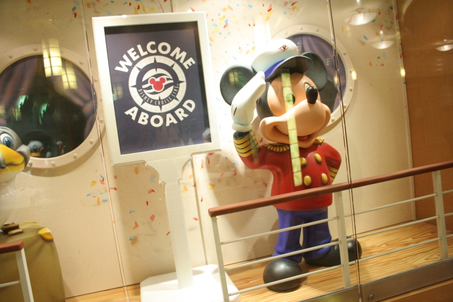 gal/Disney_Cruise_Line/Walt_Disney_Theatre/IMG_8341.JPG