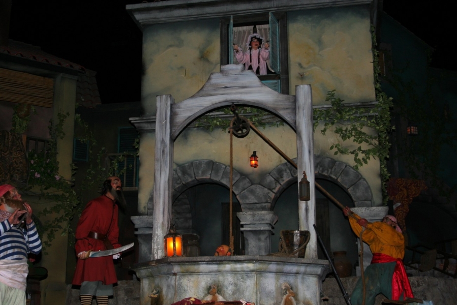 gal/Disneyland_Resort_Paris/Adventureland/Pirates_of_the_Caribbean/IMG_2893.JPG