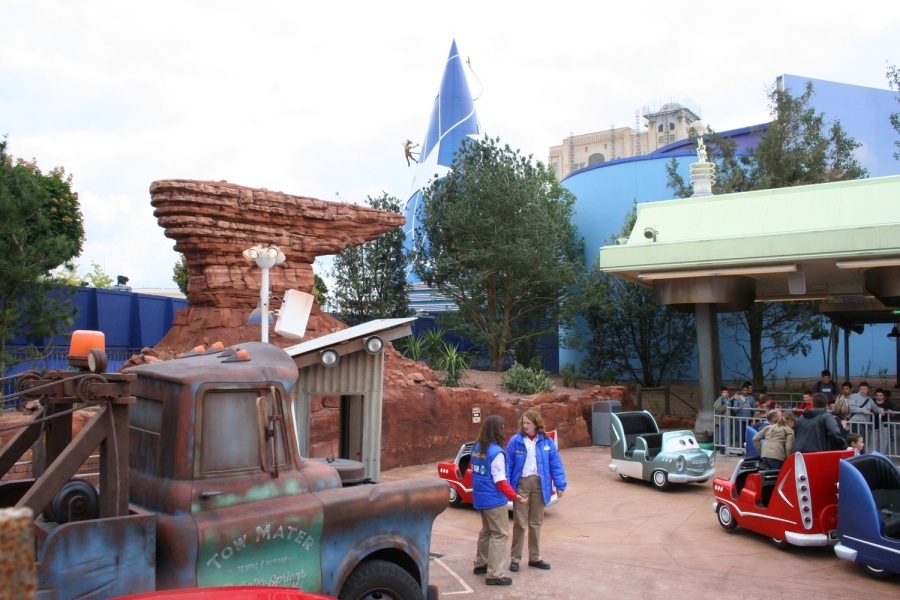 gal/Disneyland_Resort_Paris/Cars_Quatre_Roues_Rallye/IMG_9235.JPG