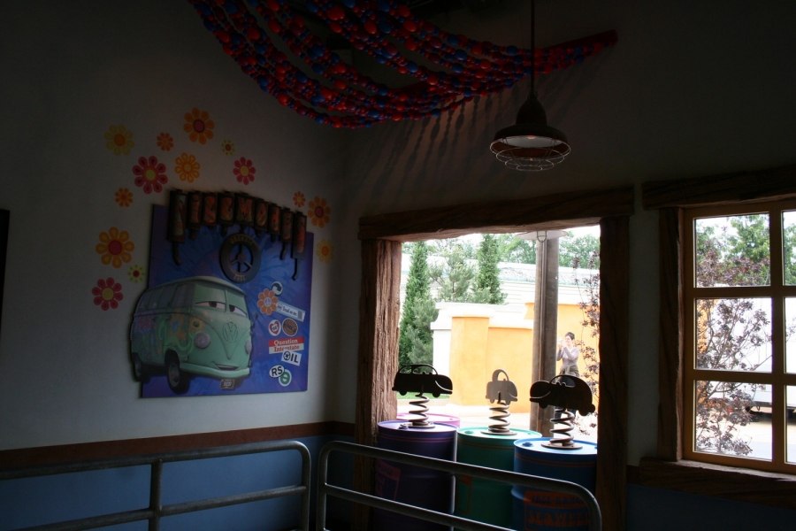 gal/Disneyland_Resort_Paris/Cars_Quatre_Roues_Rallye/IMG_9273.JPG