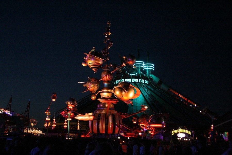 gal/Disneyland_Resort_Paris/Discoveryland/Orbitron/IMG_4580.JPG