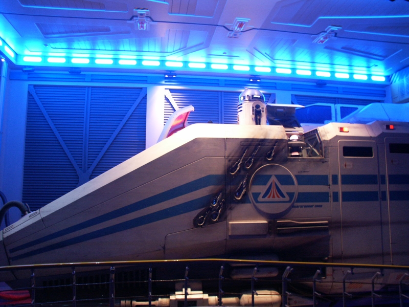 gal/Disneyland_Resort_Paris/Discoveryland/Star_Tours/startours01.jpg