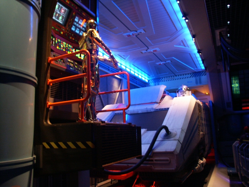 gal/Disneyland_Resort_Paris/Discoveryland/Star_Tours/startours07.jpg