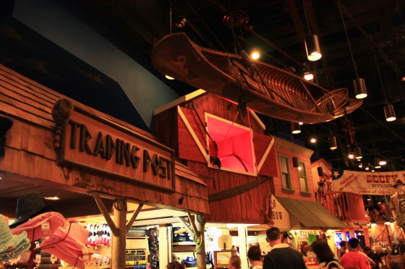 gal/Disneyland_Resort_Paris/Disney_Village/Buffalo_Trading_Post/Disney_Village_Buffalo_Trading_Post03.jpg