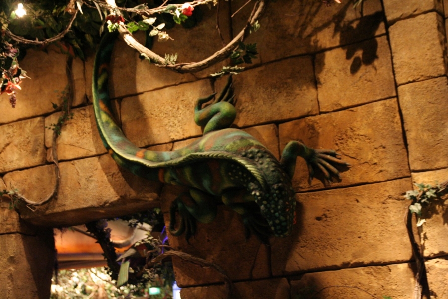gal/Disneyland_Resort_Paris/Disney_Village/Rainforest_Cafe/IMG_6780.JPG