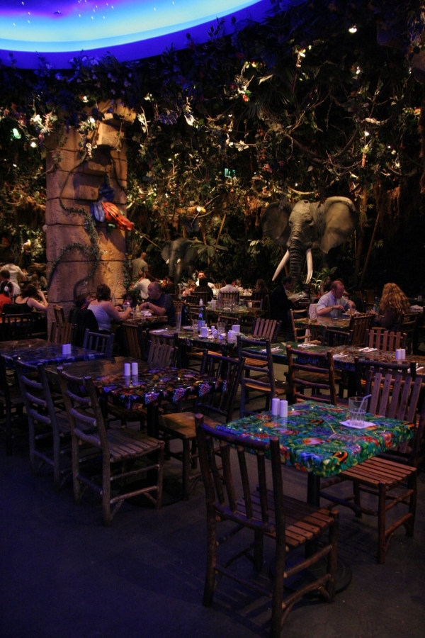 gal/Disneyland_Resort_Paris/Disney_Village/Rainforest_Cafe/IMG_6785.JPG