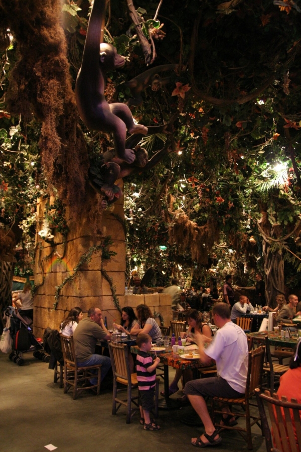 gal/Disneyland_Resort_Paris/Disney_Village/Rainforest_Cafe/IMG_6787.JPG