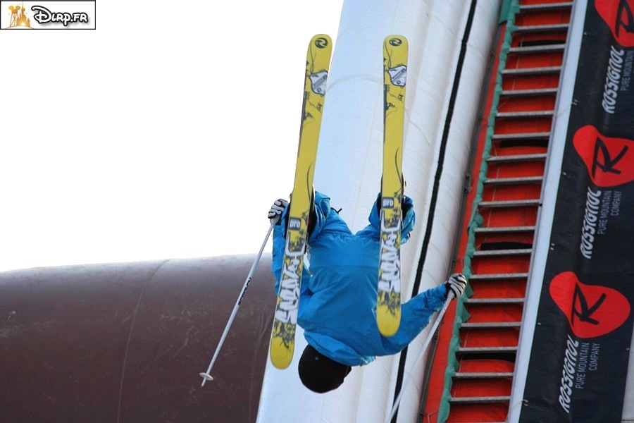 gal/Disneyland_Resort_Paris/Disney_Village/Winter_Xtrem/skidv10.jpg