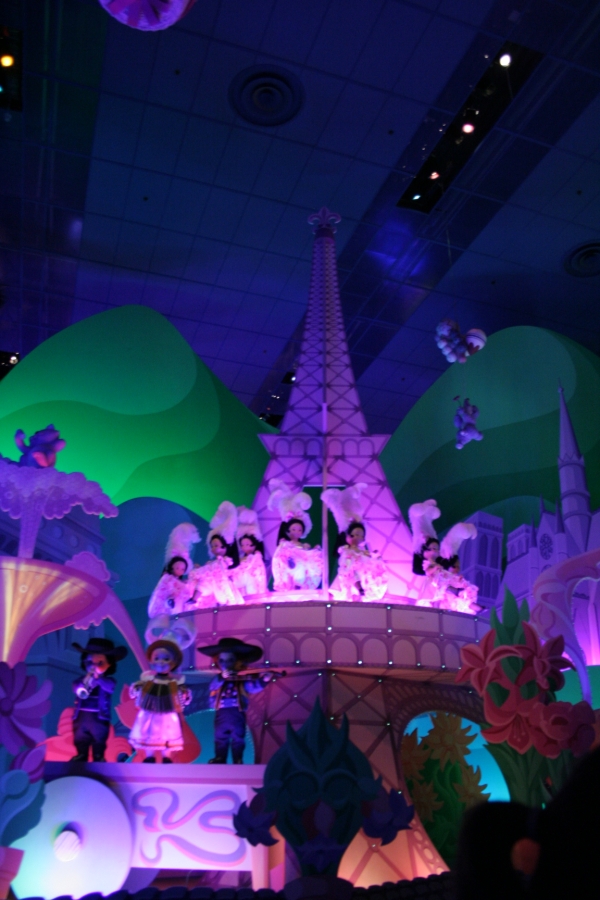 gal/Disneyland_Resort_Paris/Fantasyland/smallworld/IMG_3968.JPG