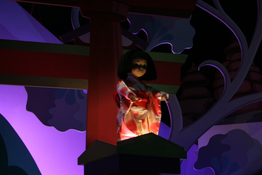 gal/Disneyland_Resort_Paris/Fantasyland/smallworld/IMG_3984.JPG
