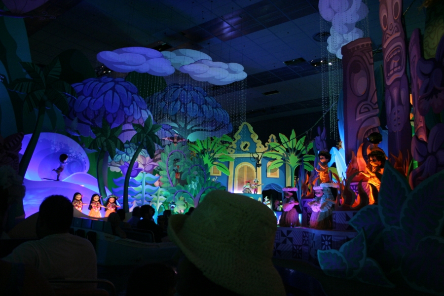 gal/Disneyland_Resort_Paris/Fantasyland/smallworld/IMG_4005.JPG