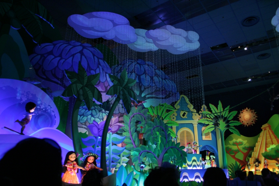 gal/Disneyland_Resort_Paris/Fantasyland/smallworld/IMG_4008.JPG