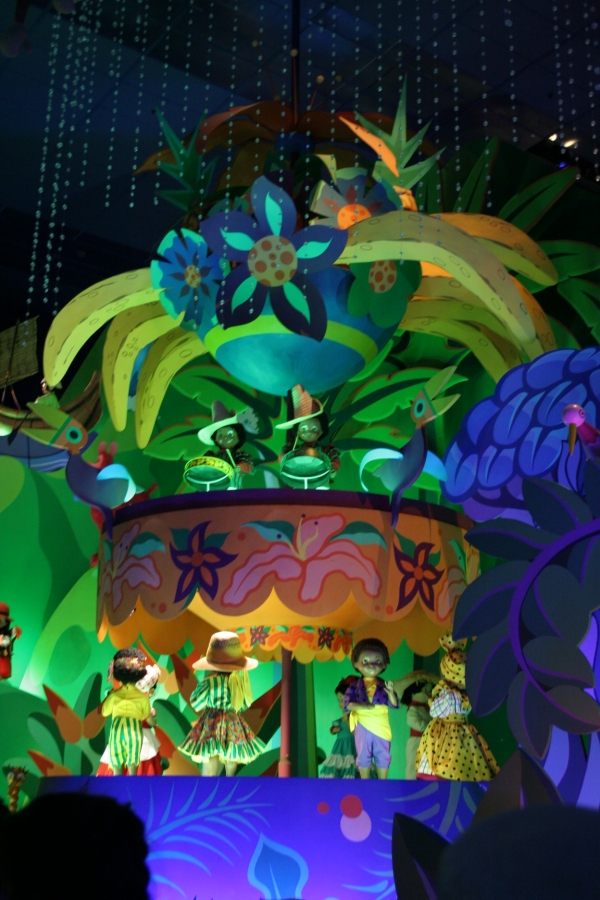 gal/Disneyland_Resort_Paris/Fantasyland/smallworld/IMG_4013.JPG