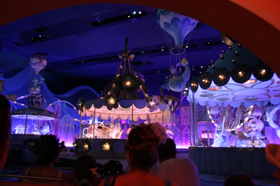 gal/Disneyland_Resort_Paris/Fantasyland/smallworld/IMG_4034.JPG