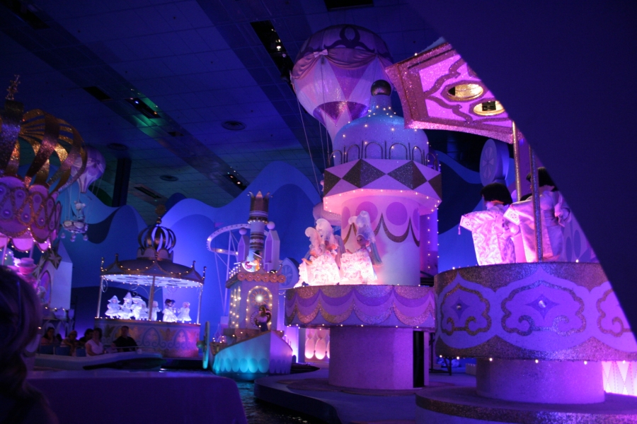 gal/Disneyland_Resort_Paris/Fantasyland/smallworld/IMG_4050.JPG