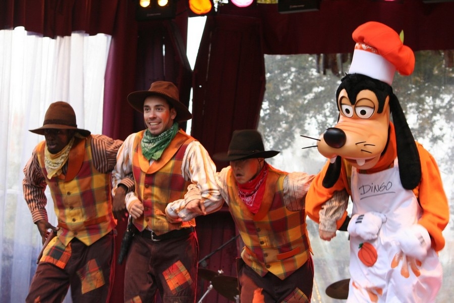 gal/Disneyland_Resort_Paris/Halloween/Dingo_et_la_Marmite_Magique/IMG_9110.JPG