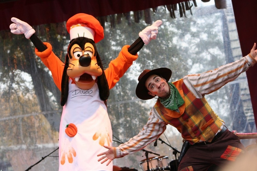 gal/Disneyland_Resort_Paris/Halloween/Dingo_et_la_Marmite_Magique/IMG_9112.JPG