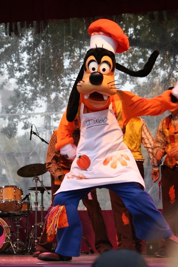 gal/Disneyland_Resort_Paris/Halloween/Dingo_et_la_Marmite_Magique/IMG_9128.JPG