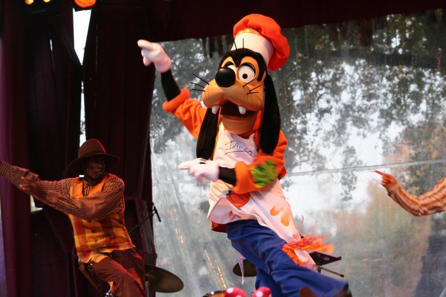 gal/Disneyland_Resort_Paris/Halloween/Dingo_et_la_Marmite_Magique/IMG_9134.JPG