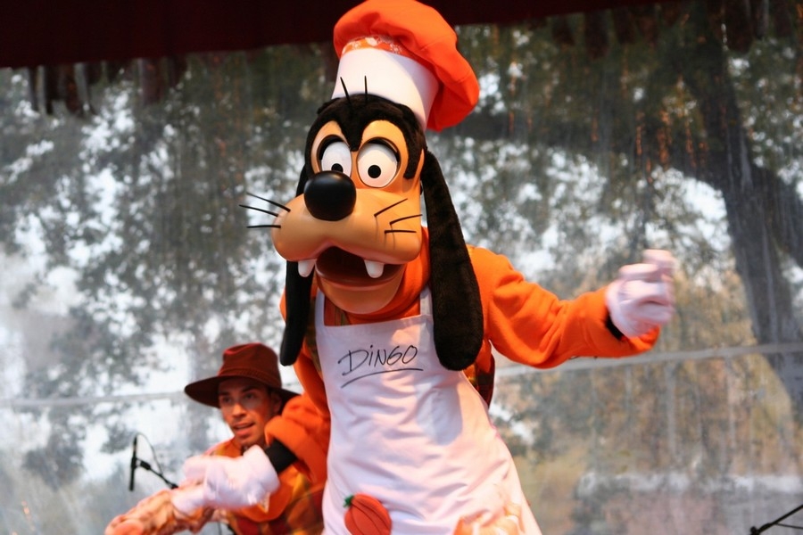 gal/Disneyland_Resort_Paris/Halloween/Dingo_et_la_Marmite_Magique/IMG_9138.JPG
