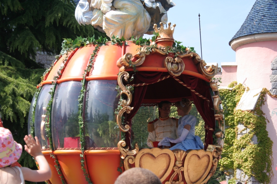 gal/Disneyland_Resort_Paris/Parade_des_Princesses/IMG_3835.JPG