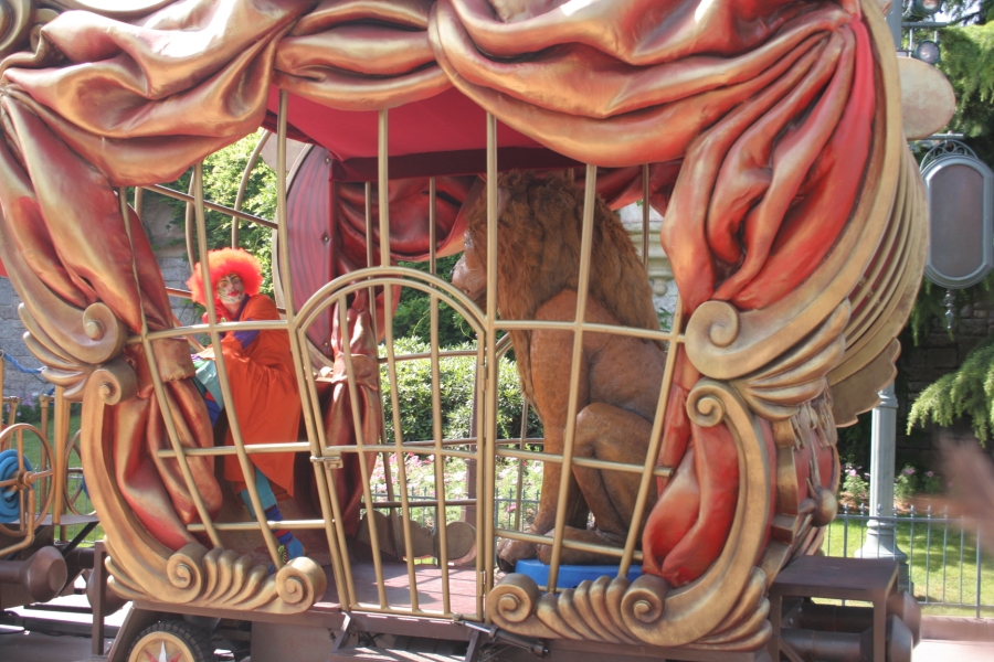 gal/Disneyland_Resort_Paris/Parade_des_Princesses/IMG_3888.JPG