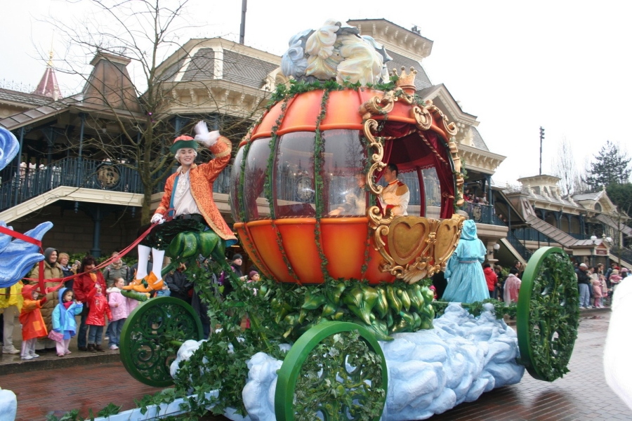 gal/Disneyland_Resort_Paris/Parade_des_Princesses/IMG_7325.JPG