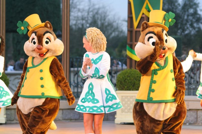 gal/Disneyland_Resort_Paris/St_Patrick/Danses_Irlandaises/St_Patrick_Disneyland171.jpg