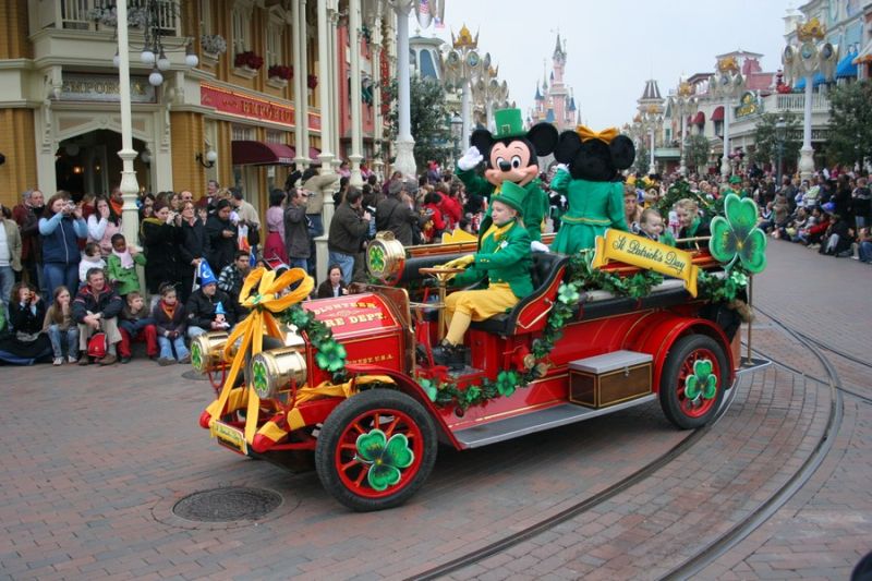 gal/Disneyland_Resort_Paris/St_Patrick/Preparade/St_Patrick_Disneyland241.jpg