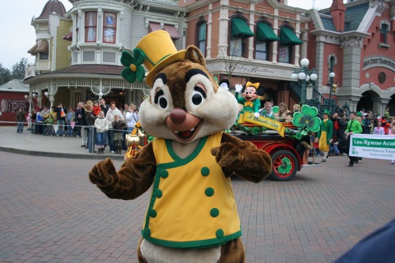 gal/Disneyland_Resort_Paris/St_Patrick/Preparade/St_Patrick_Disneyland244.jpg