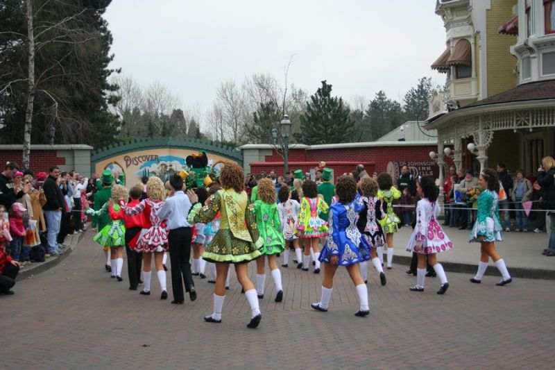 gal/Disneyland_Resort_Paris/St_Patrick/Preparade/St_Patrick_Disneyland245.jpg