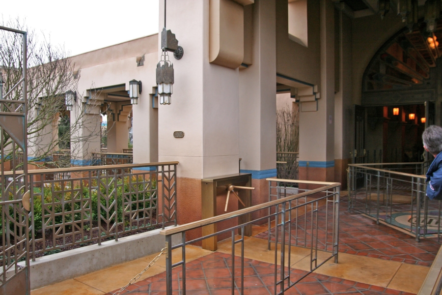 gal/Disneyland_Resort_Paris/The_Twilight_Zone_Tower_of_Terror/IMG_0665.JPG