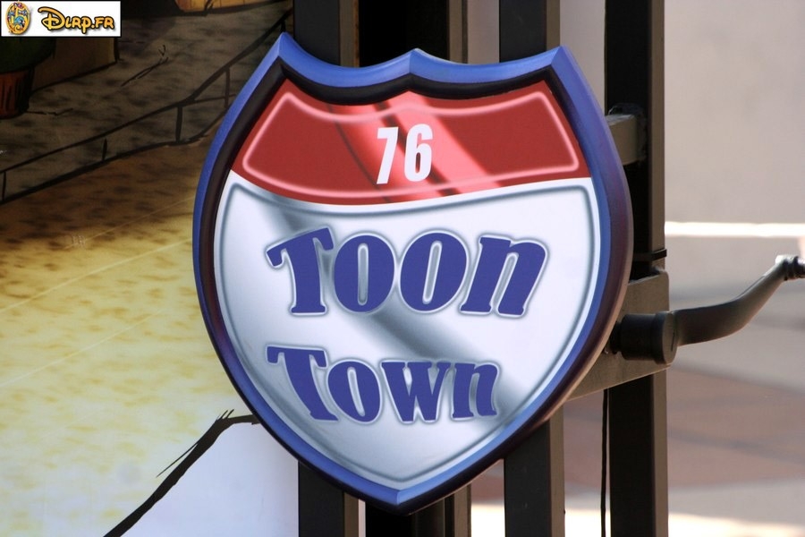 gal/Disneyland_Resort_Paris/Walt_Disney_Studios/Toon_Train/toontrain10.jpg